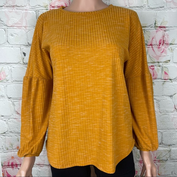 Juicy Couture Tops - Juicy Couture Mustard Puff Sleeve Blouse XS